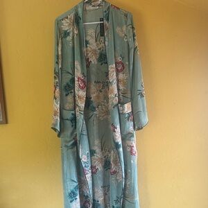 Floral Kimono Robe